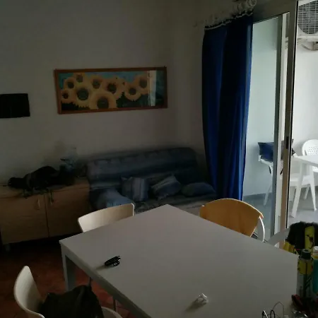 Bilocale In Con Piscina La Caletta