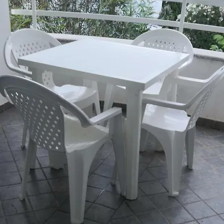 Bilocale In Con Piscina Daire